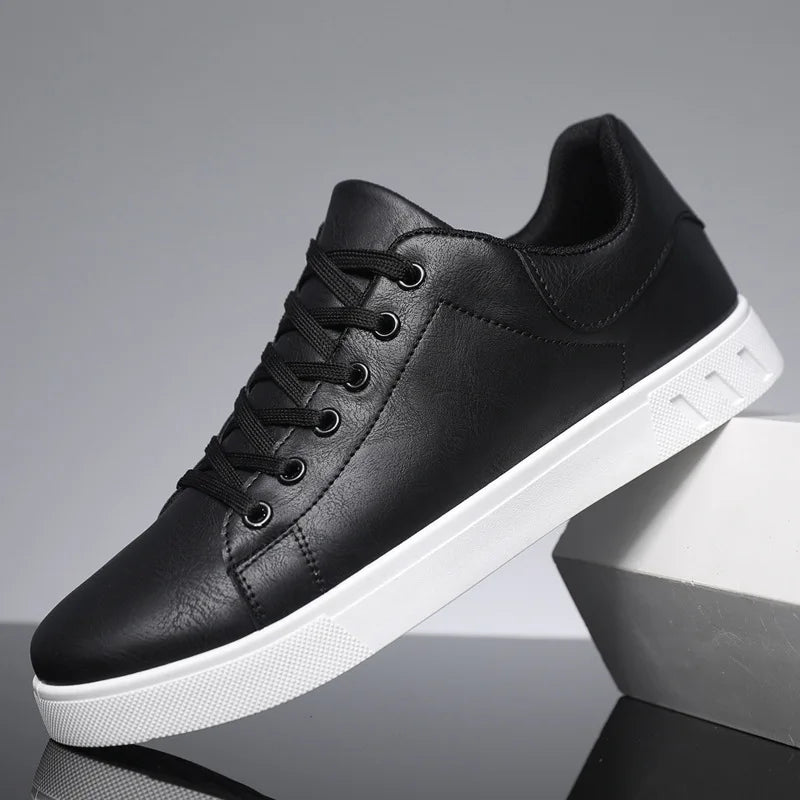 Men's Leather Shoes All-match Fashion Casual Shoes 2026 Spring and Autumn Outdoor Sneakers Flat Skateboard Shoes Loafers Men New
