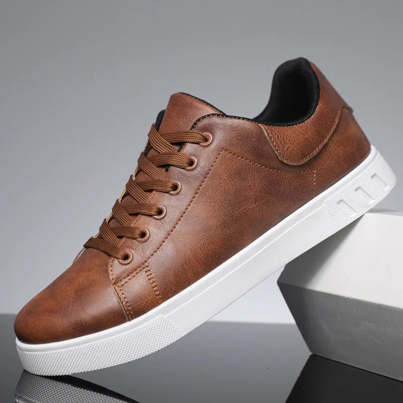 Men's Leather Shoes All-match Fashion Casual Shoes 2026 Spring and Autumn Outdoor Sneakers Flat Skateboard Shoes Loafers Men New