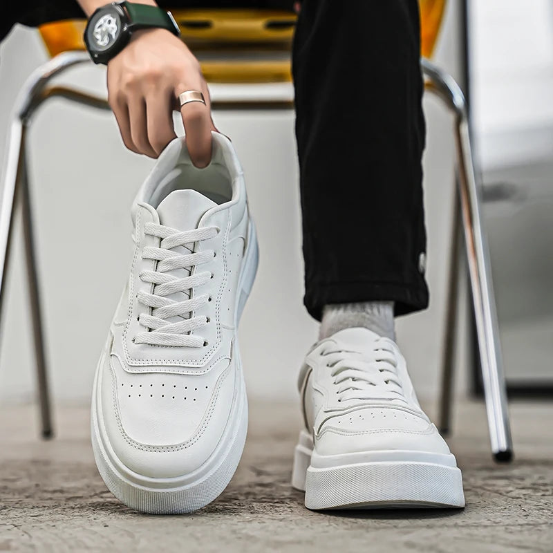 Walking White Leisure Running Sneakers Men Outdoor Leather Shoes Flat Classic Black Sports Shoes Lace up Skateboard Board Shoes