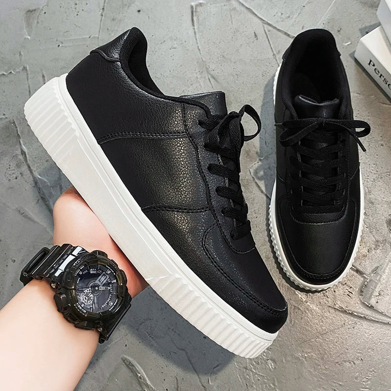 Designer Leather Men Shoes Trend White light Casual Sneakers Male Outdoor Non-slip Walking Teenager Vulcanized Footwear