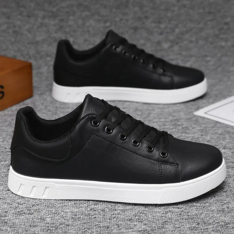 Men's Leather Shoes All-match Fashion Casual Shoes 2026 Spring and Autumn Outdoor Sneakers Flat Skateboard Shoes Loafers Men New